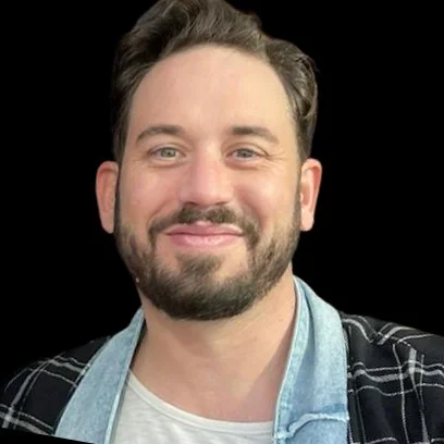 Nathan Sellyn headshot